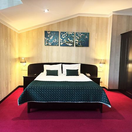Kopala Tskneti Hotel Tsqnet'i ภายนอก รูปภาพ