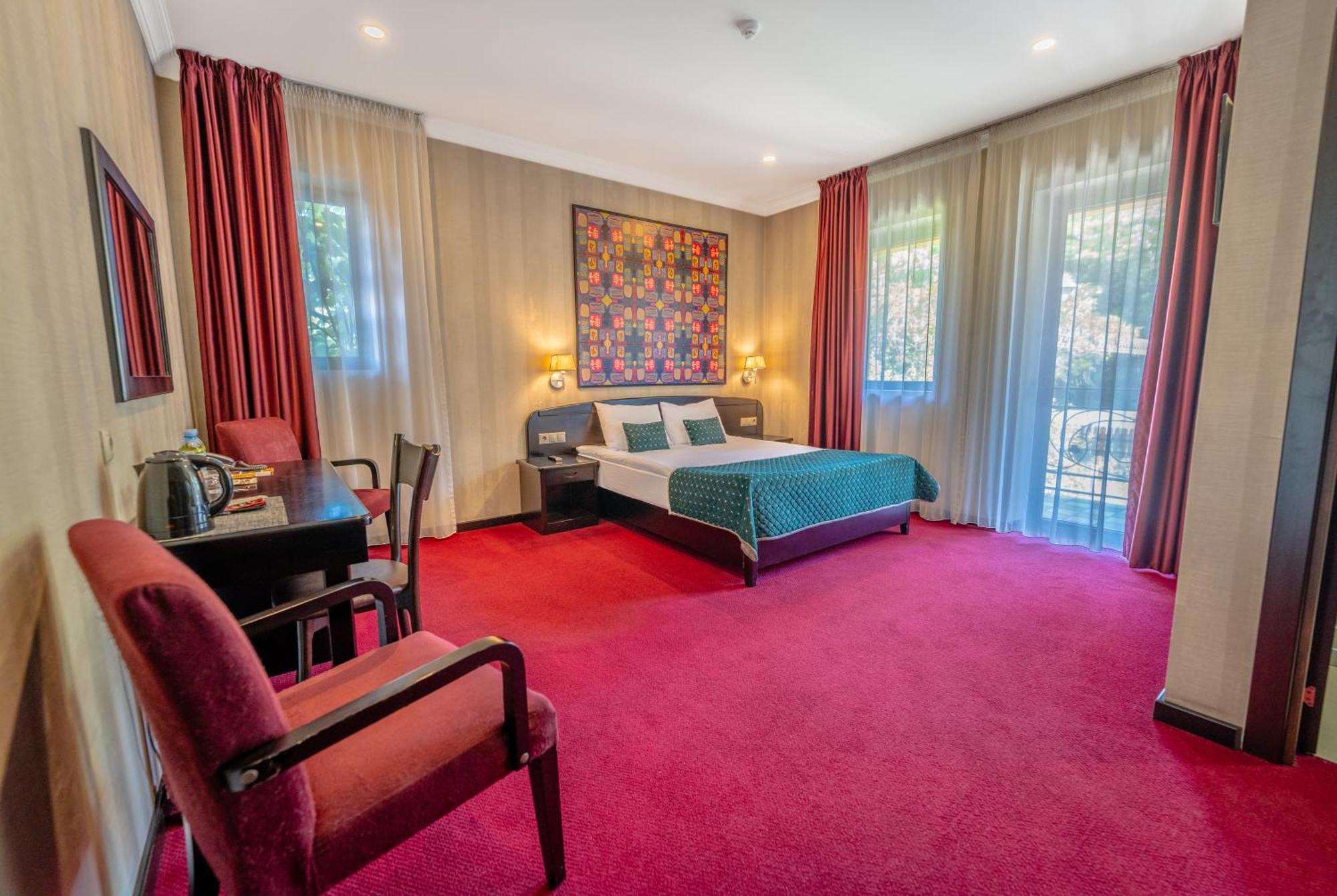 Kopala Tskneti Hotel Tsqnet'i ภายนอก รูปภาพ
